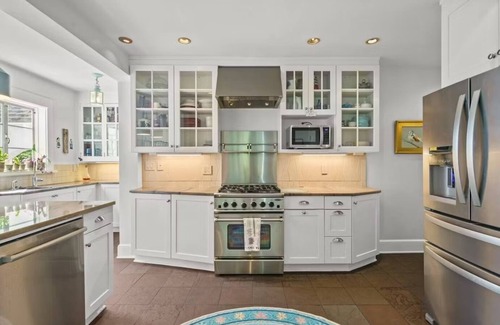 Haverford House | Merion Golf Course Stunner! Perfect for Fall College Visit!