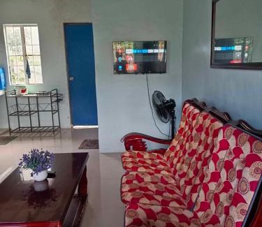 Trece Martires House | Merj's Guest House