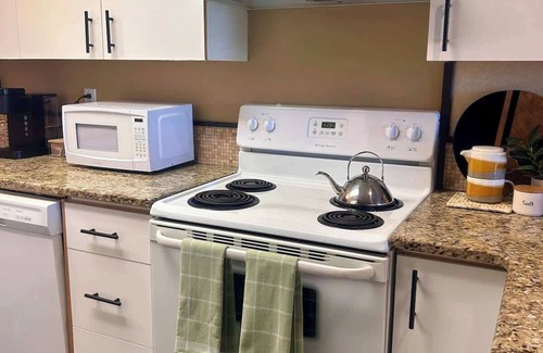 Regional District of Nanaimo Apartment | Mermaid Cove - OceanFront - 1BDRM