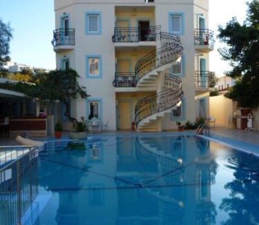 Bodrum City Center Apartment | Merve Apartments, your home from home in central BODRUM, street cats frequent the property, not all apartments have balconies , ground floor have terrace with table and chairs