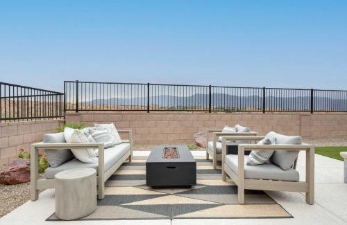 Mesquite House | Mesquite Vacation Home with Spacious Pool