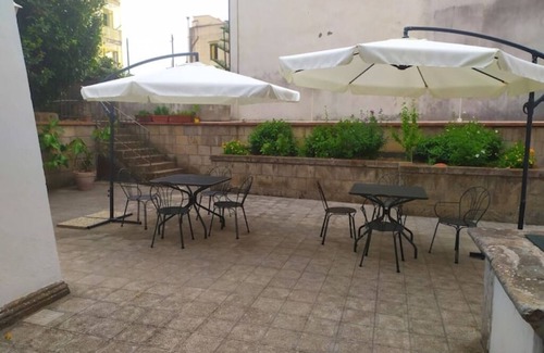 Meta Apartment | Meta di Sorrento - Room on courtyard Pollio