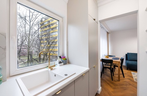 Kolo Apartment | Metro Księcia Janusza Blue Apartment
