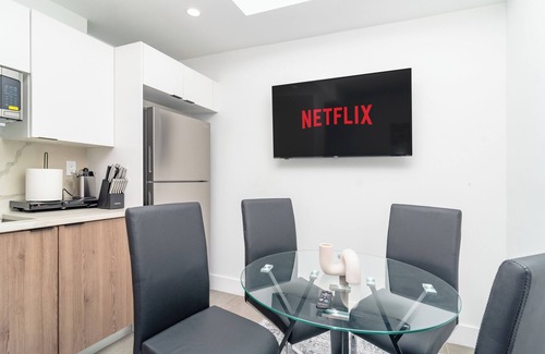 East Little Havana Hotel | Metro Park Hotel