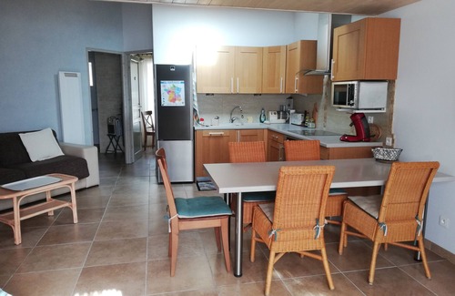 Port-la-Nouvelle Condo | Meublé de tourisme 2*, Port la Nouvelle plage : 4 people (1 couple and 2 p.)