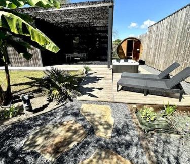 Mios House | Meublé de Tourisme 4 étoiles avec Jacuzzi & Sauna