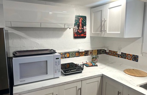 Ashland Apartment | Mexico Apartment at Wood Hamlet. Lovely gardens. 10 minute walk to town.