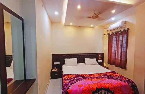Lakshmishanagara Hotel | MG Residency