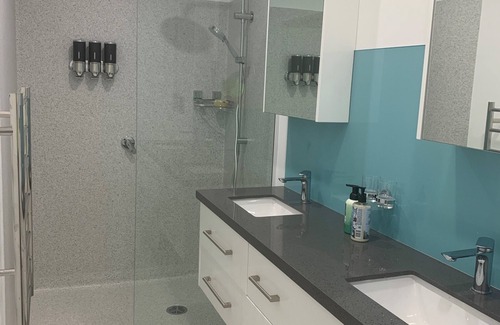 Southport Apartment | Mi Tall Story located at the beautiful town of Southport