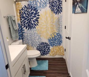 Oxford House | Miami Gallery Private Queen Bedroom and Shared Bathroom