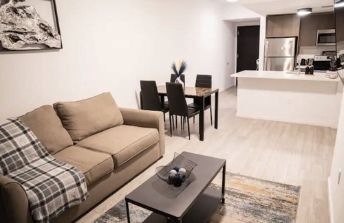 Overtown Condo | Miami's Best - Modern 2BR/2BA Condo, Infinity Pool, and Luxury Central Living