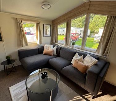 Flookburgh House | Miarlo Lodge Rydal Haven Lakeland