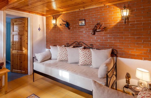 Stafylos Villa | Michaels Cottage - One Bedroom Villa, Sleeps 3