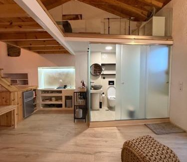 Plomari Apartment | Michalelis Loft & Cave