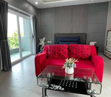 South Pattaya Villa | Michelle house pool villa