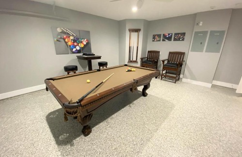 West Kissimmee House | Mickeys Pearl - Phenomenal 7BR with 4 Master Suites Privacy Pool & Hot Tub Gas BBQ - 2 miles to Disney