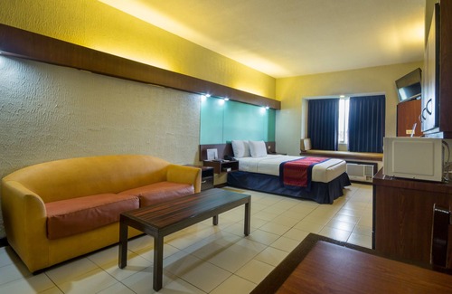 Javalera Hotel | Microtel by Wyndham Eagle Ridge