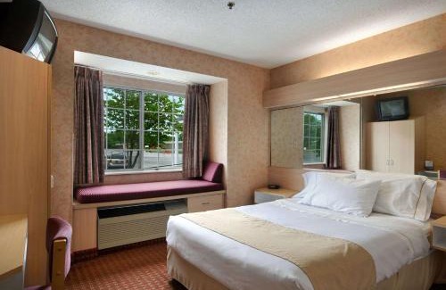 Baldwinsville Hotel | Microtel Inn & Suites by Wyndham Syracuse Baldwinsville