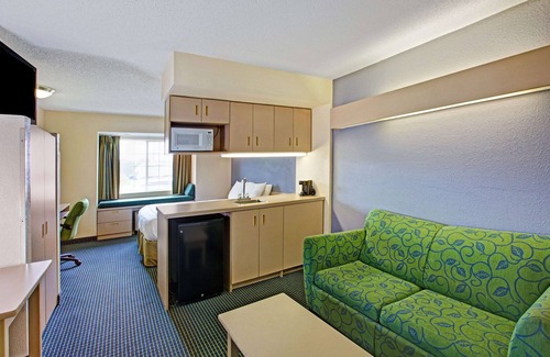 Barium Springs Hotel | Microtel Inn & Suites by Wyndham Statesville