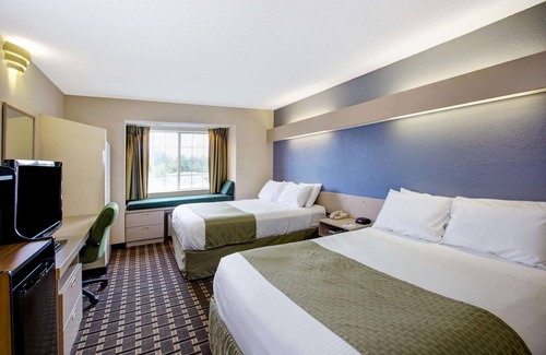 Barium Springs Hotel | Microtel Inn & Suites by Wyndham Statesville