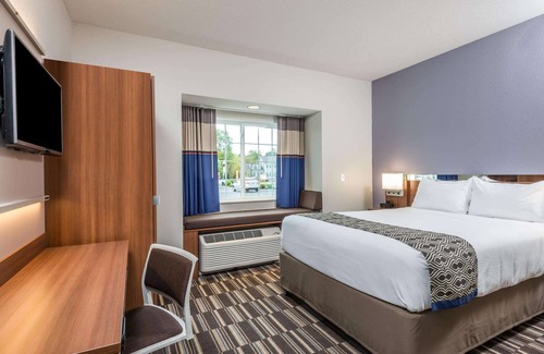 Altoona Hotel | Microtel Inn & Suites By Wyndham Altoona