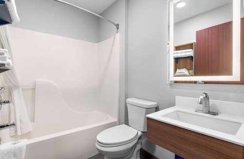 Tulsa Hotel | Microtel Inn & Suites by Wyndham Tulsa/Catoosa Route 66
