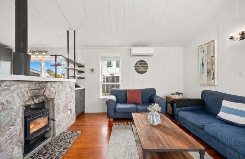 Rainbow Point House | Mid-Century Charm - Taupo Holiday Home