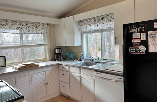 Orleans House | Mid-Century Contemporary