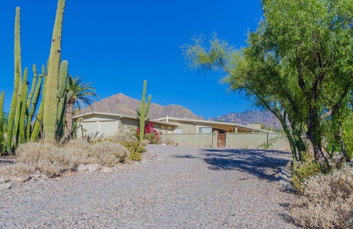 Catalina Village House | Mid-century Style in Tucson's Historic Foothills