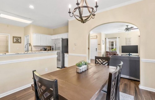 Carolina Forest House | Mid term rental for travel professionals or snowbirds. Pet-friendly!