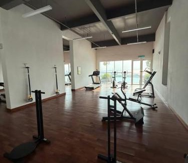 Gelugor House | Middle Room Only in Bayan Lepas Share Space