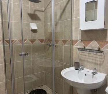 Greater Johannesburg Metropolitan Area Apartment | Midrand Apartment near Mall of Africa