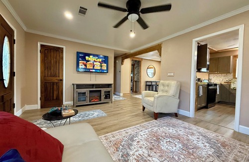 Tulsa House | Midtown Cottage, unique stone patio, family-dog friendly newly remodeled.