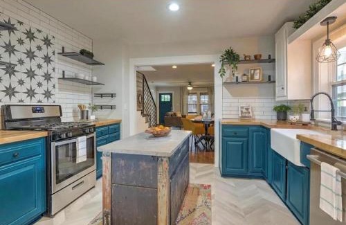 Tulsa House | Midtown Masterpiece Whot Tub, Pets By Hvnlyhomes