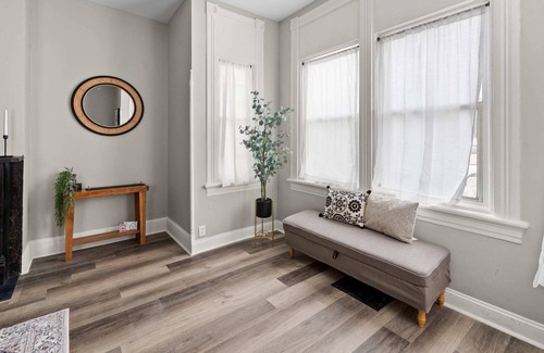 Corryville House | Midtown & Near U of Cincinnati! Dreamy on Donahue