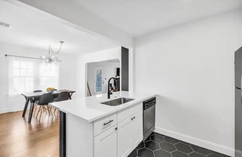 Fair Heights House | Midtown Tulsa Hideout minutes to Expo & TU!