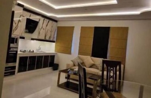 Bahria Town Apartment | MIDWAY HOTEL & RESIDENCY - Studio Apartment Unit S4