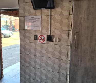 Standerton House | Midway lodge