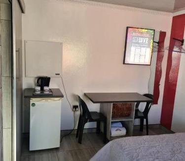 Standerton House | Midway lodge