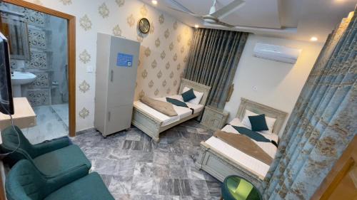 Islamabad Hotel | Midways Guest House and Hotels