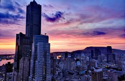 Kaohsiung City Centre Apartment | Migo House