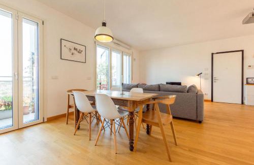 Milan Apartment | Milan Bloom Design Apartment