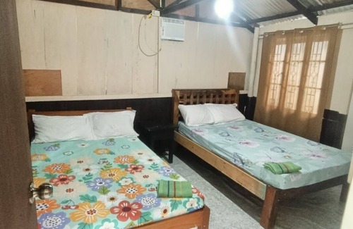 Indang Bed & Breakfast | Milani's Bed & Breakfast (mini resort). 8km from Tagayaty City.