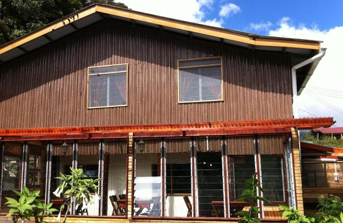 Kundasang Hotel | Mile 36 Lodge