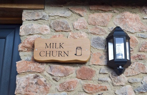 Liverton Cottage | Milk Churn - UKC2400