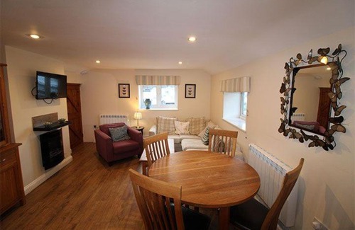 Wing House | Mill House Cottage, Fishing Park, Brampton, Nr Carlisle