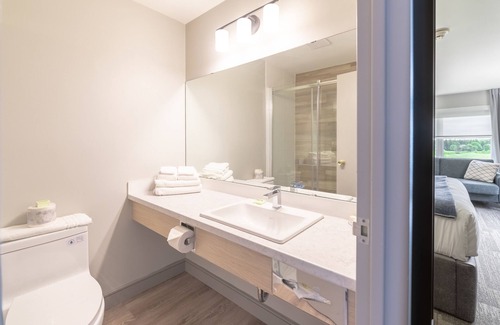 O'Leary Hotel | Mill River Resort