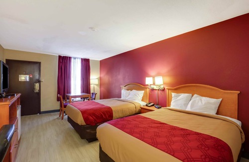 Millington Hotel | Mill Tree Inn