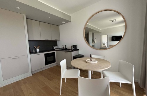 Trebeurden Apartment | Milliau T2 · Luxury 1 Bedroom Apartment with Sea V