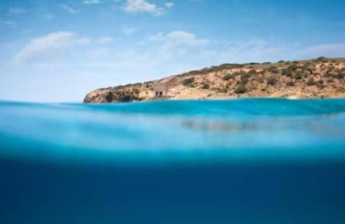 Apollonia Apartment | Milos Aquabliss Beachfront Villa